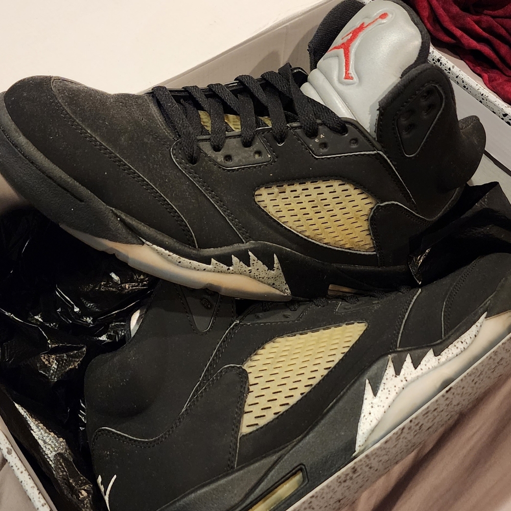 Jordan metallic 5s